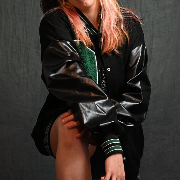 Black and Green Oversized Varsity Baseball Jacket - Picture 7 of 7